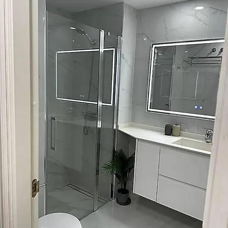 Apartmento En Dama De Noche 1 *